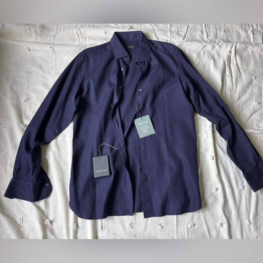 ERMENEGILDO ZEGNA
Navy Button-Up Shirt